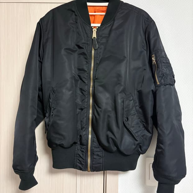 알파 인더스트리 MA-1