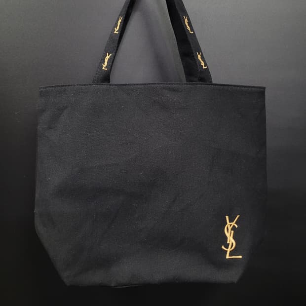 YSL 입생로랑 금장 자수로고 에코백