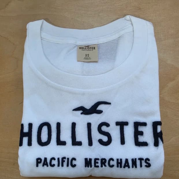 홀리스터 롱슬리브 xs 새상품