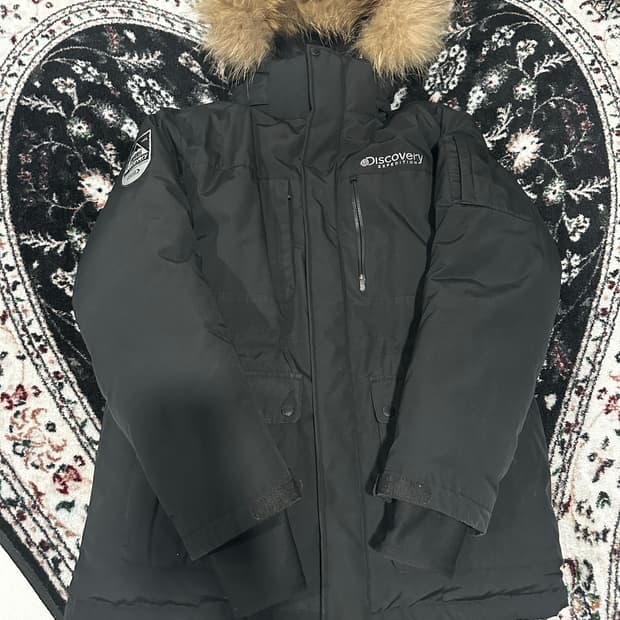 디스커버리 익스페디션 벤처포스 후드 구스다운 패딩