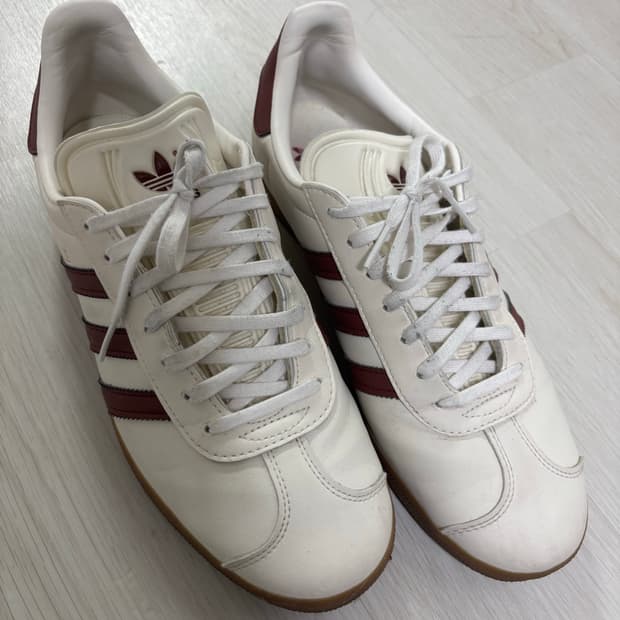 아디다스 가젤 클라우드 화이트 쉐도우 레드 280