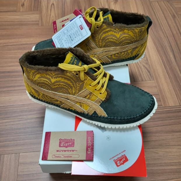 정품 새제품 오니츠카타이거 60주년 한정판 12간지 원숭이에디션 260