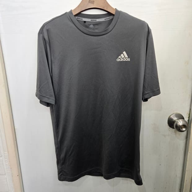 2XL,110 )) adidas 아디다스 반팔티셔츠! 깔끔한 디자인~