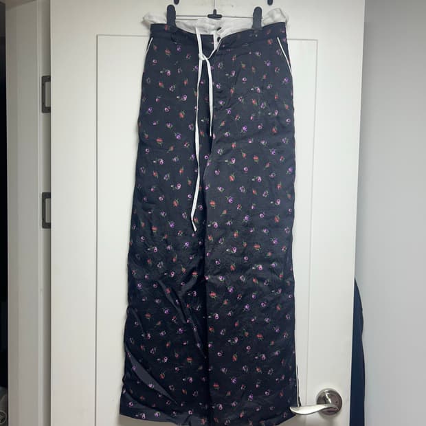 에크루 John Mason Smith  팬츠