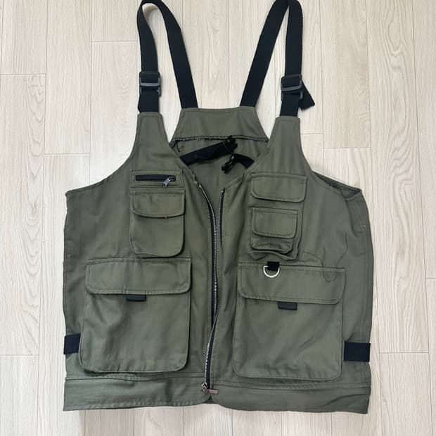 헌팅 베스트 ( 그린 컬러 ) 오늘 거래바랍니다!