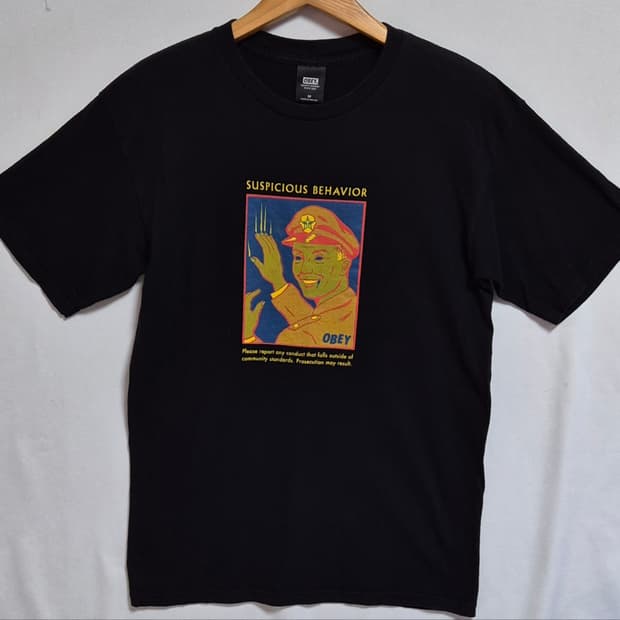 M (95) 오베이 블랙 반팔티