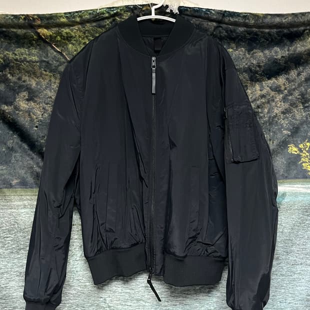 COS ma-1 자켓