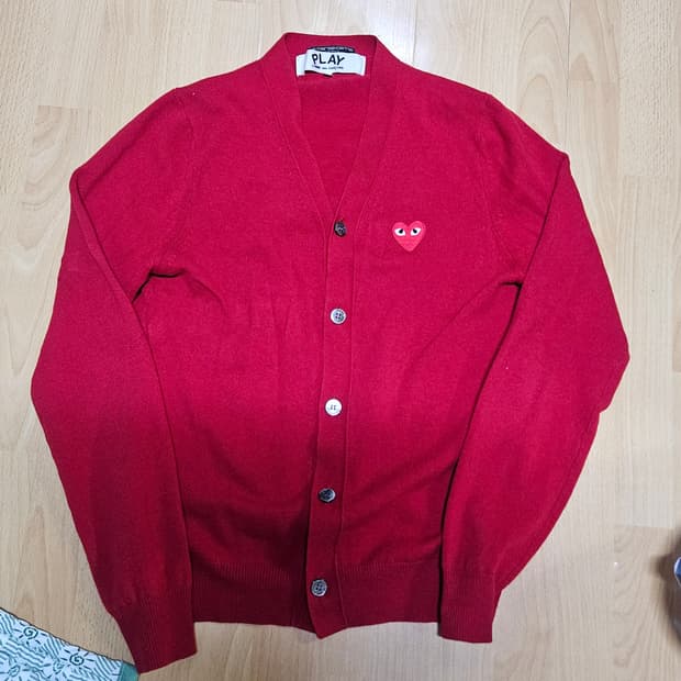 정품 꼼데가르송 가디건 남여공용 M사이즈