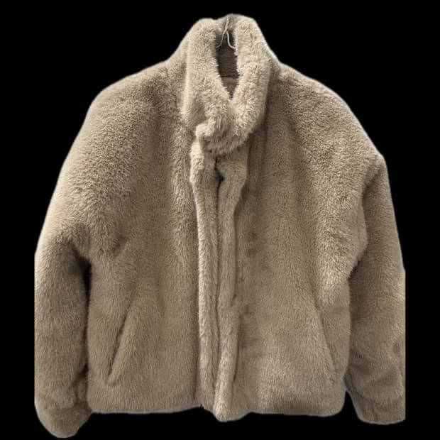 베이지 하이넥 퍼자켓