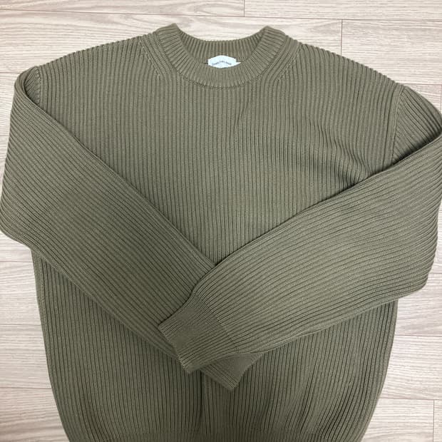 스테디에브리웨어 니트