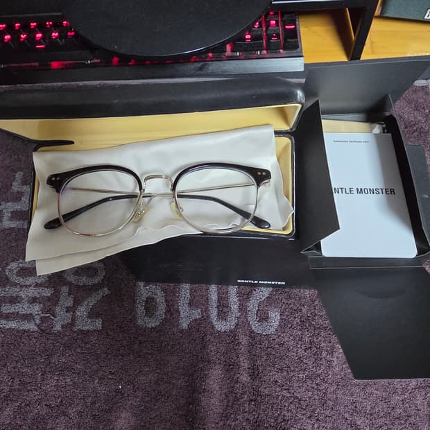 젠틀몬스터 알리오01 풀구성 팔아요.