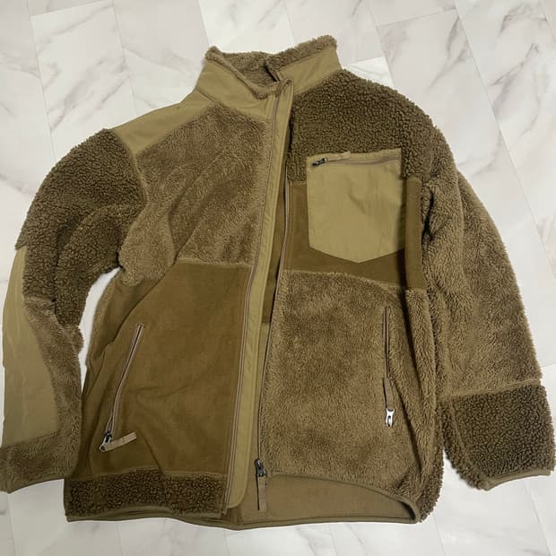 유니클로 x 엔지니어가먼츠 후리스 xl > L 교환