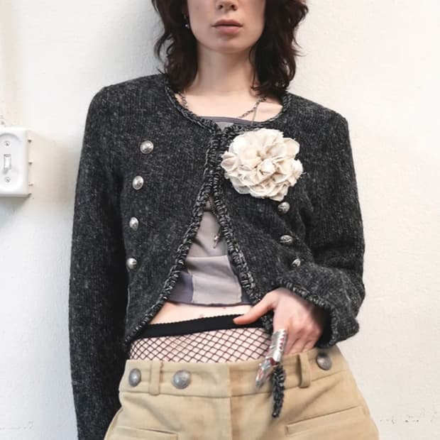 DARED CREST DOUBLE BUTTON KNIT CARDIGAN