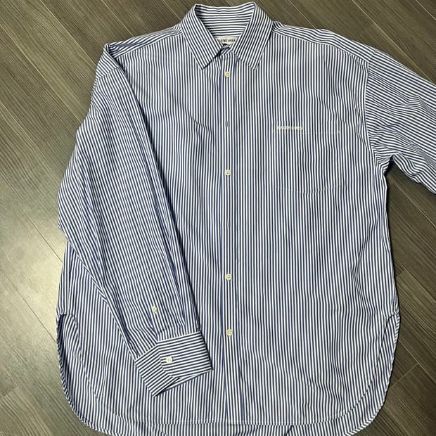 발렌시아가 / 스트라이프 셔츠 / 36