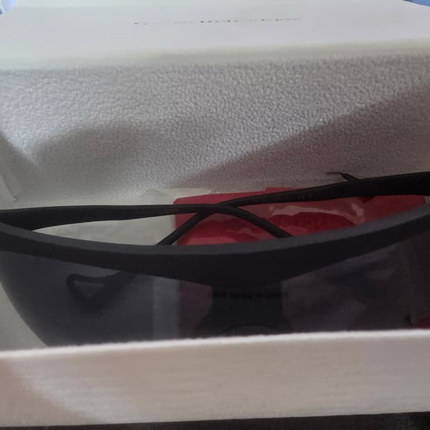 디스트릭트비전 고글 2개 판매합니다.