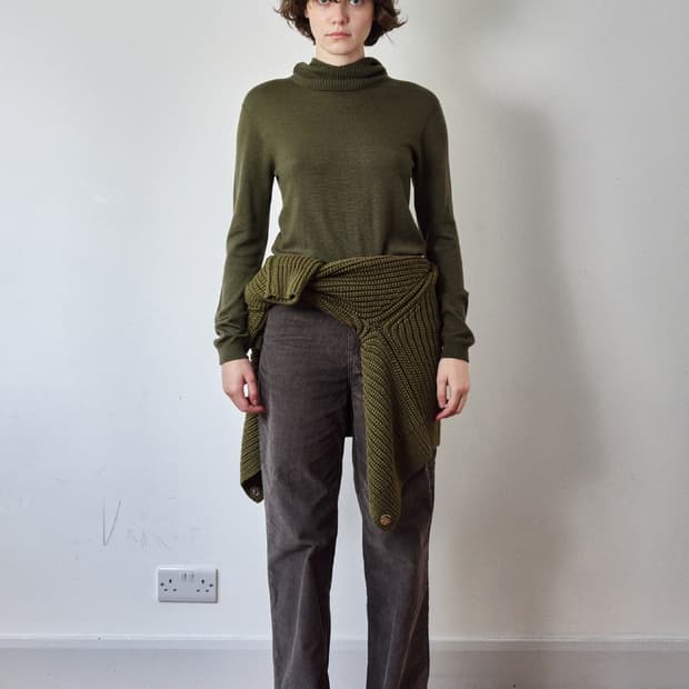 코스모스 후드 니트(올리브)