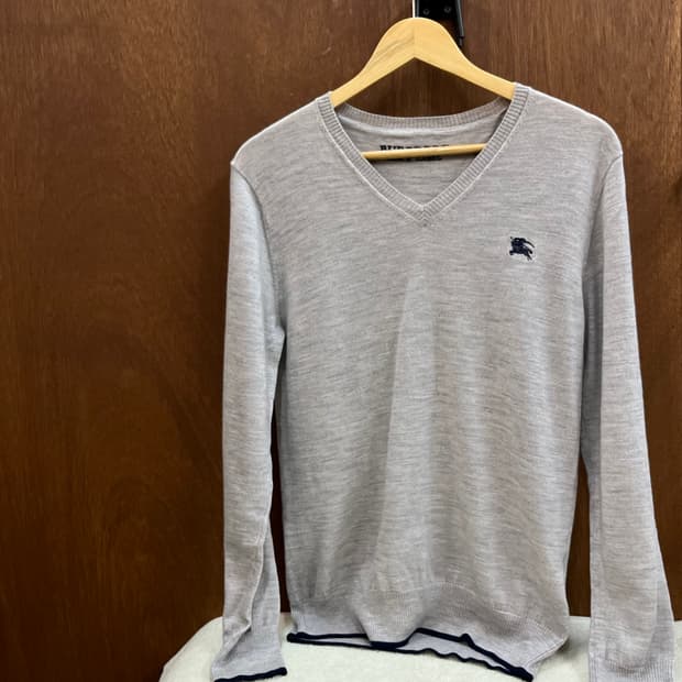 버버리 네이비 로고 롱슬리브 