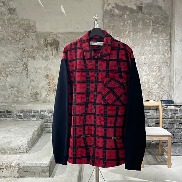 오프화이트 20S/S 레드 애로우 플란넬 체크 셔츠