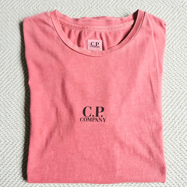 CP컴퍼니 가먼트다이드 반팔티 105