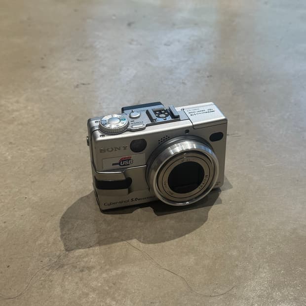 SONY Cyber-shot DSC-V1