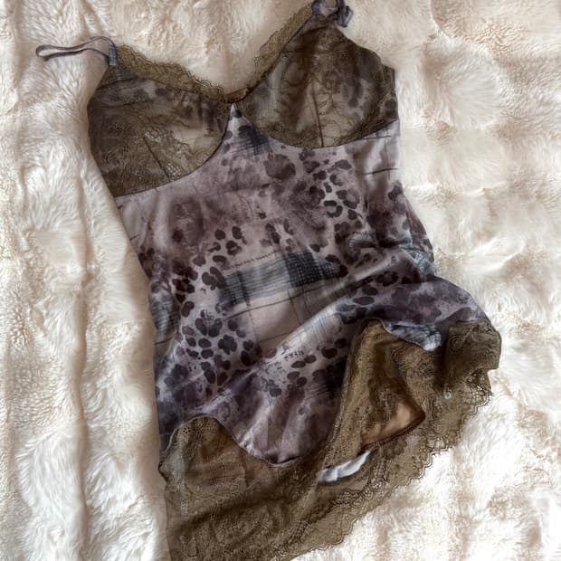 Lowear leopard lace pad ops