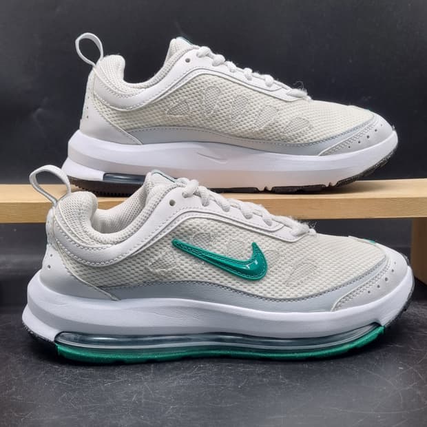 나이키 에어맥스 AP 여성운동화235 