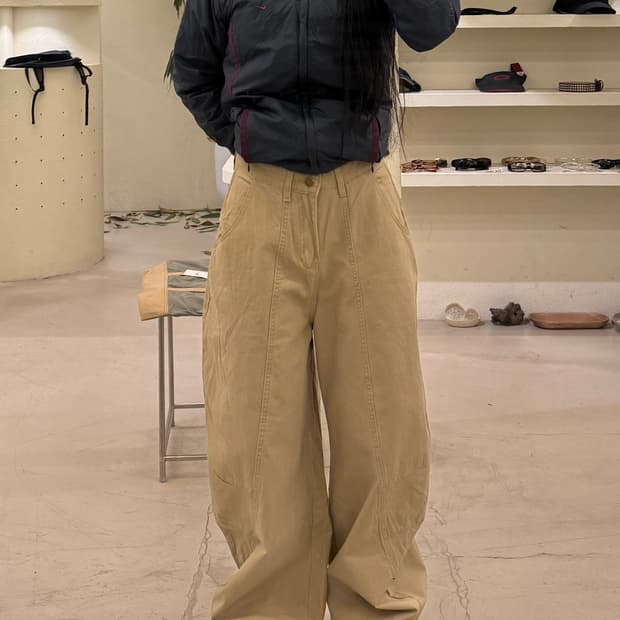 빈티지 베이지 커브드 코튼 팬츠 U561
