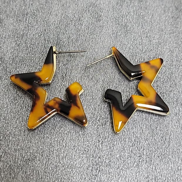 star earrings