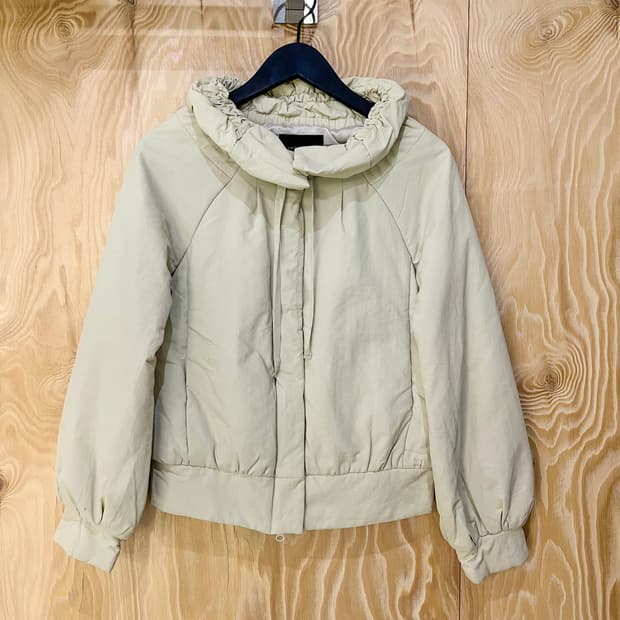 레이빔즈 셔링 카라 푸퍼 자켓