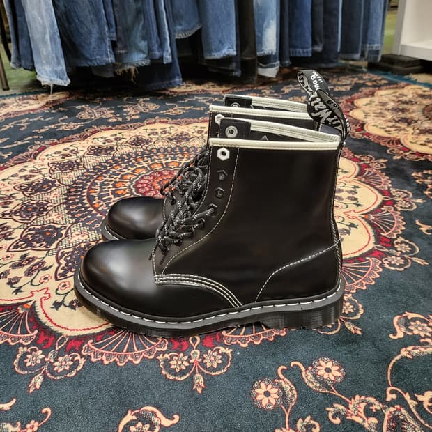 닥터마틴 워커 270m (1460)