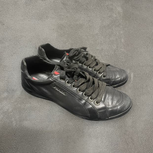 285~290) 프라다 로고 아카이브 레더 가죽 스니커즈 신발 블랙