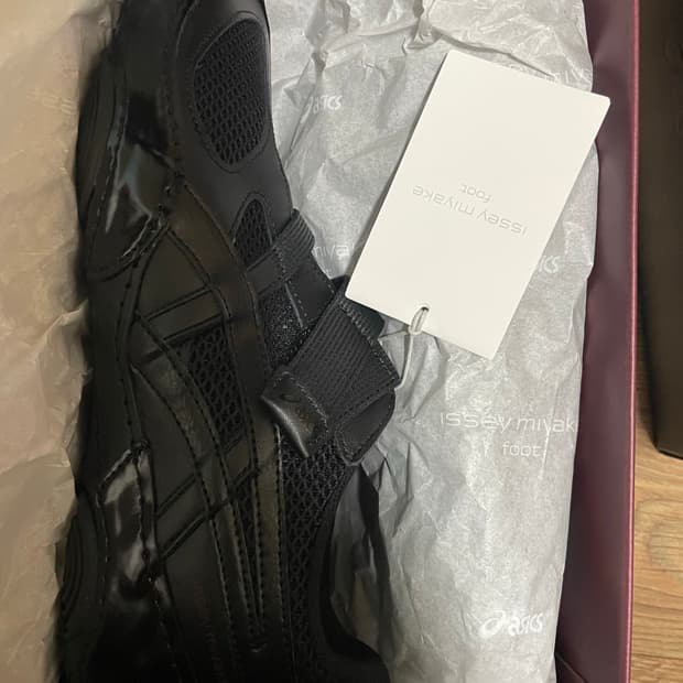 이세이미야케 X 아식스 하이퍼 테이핑 블랙