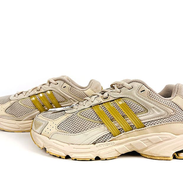 (235) 아디다스 리스폰스 CL 헤일로