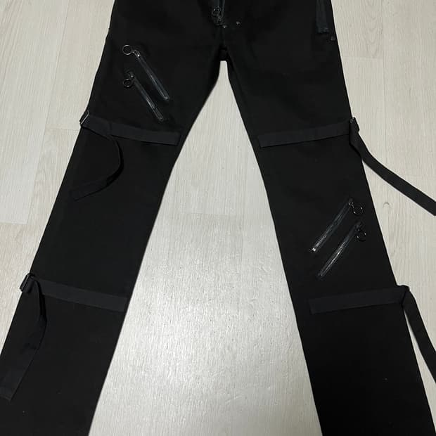 Number Nine SS06 "Welcome to the shadow"