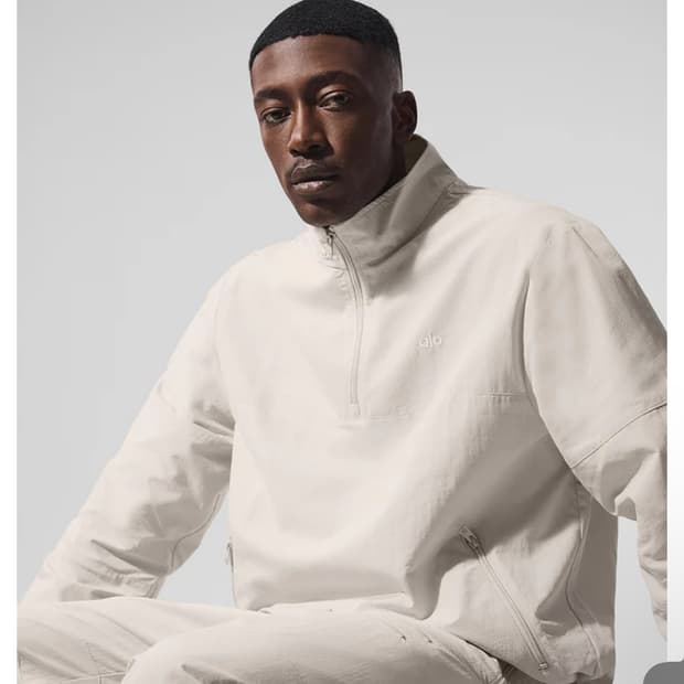 알로요가 라이트웨이트테이크어웨이 풀오버 사이즈S 본색상 새상품