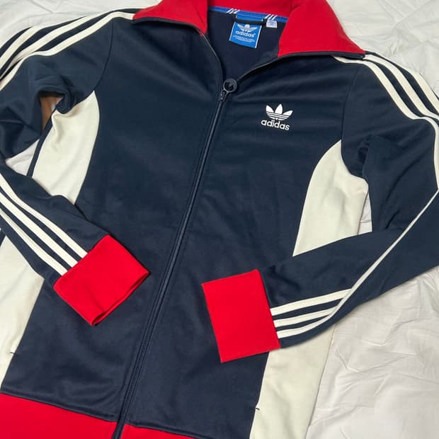 아디다스 유로파 트랙탑 네이비