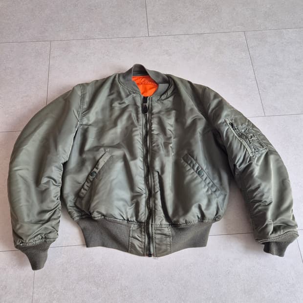 알파인더스트리 68년도Ma-1 정밀복각 Large