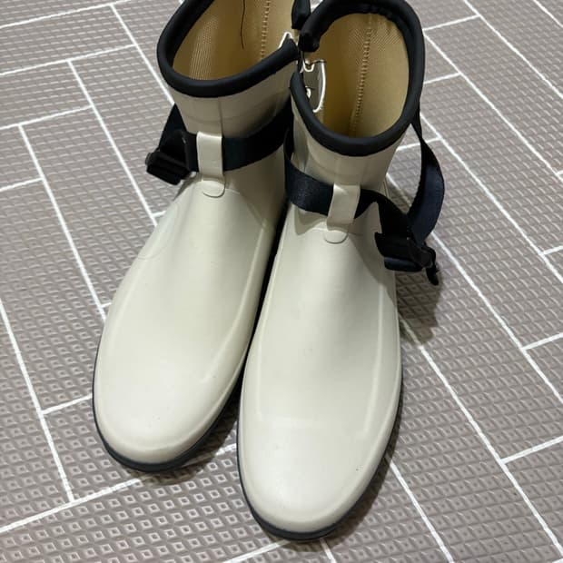 문스타 마르케모디 화이트 280