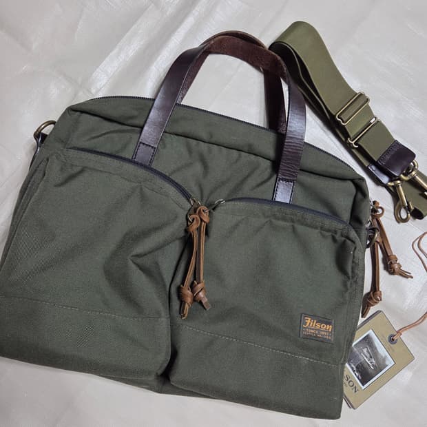 필슨 878 드라이든 브리프케이스 오터그린