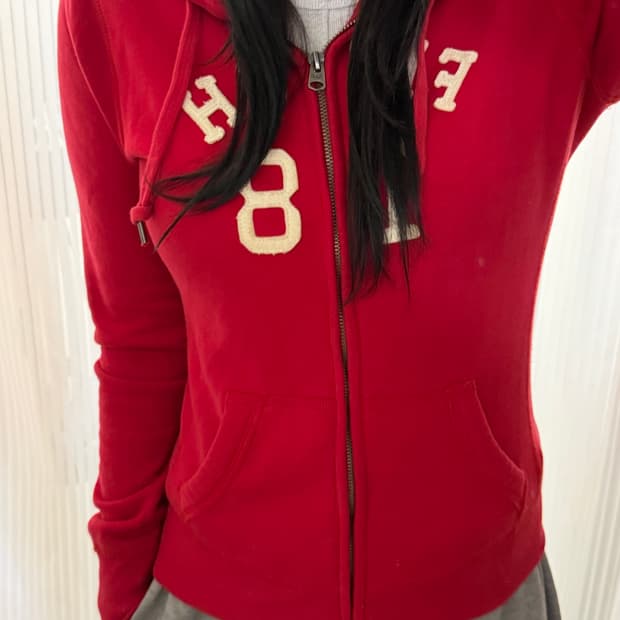 딱붙핏 대장템 아베크롬비 레드 후드집업 S