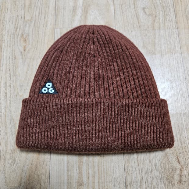 나이키acg 커프드 비니 