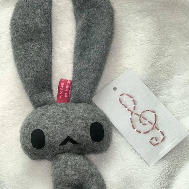 인앤양인하모니 팝업 기프트 토끼 키링 