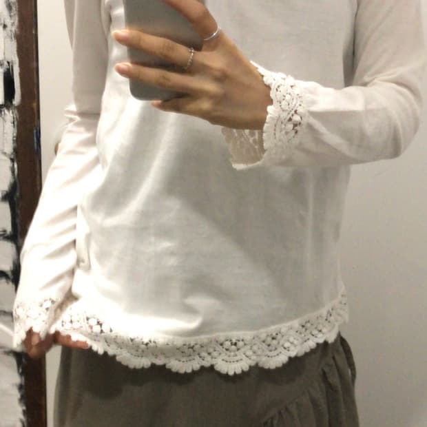 레이어드 화이트 롱슬리브