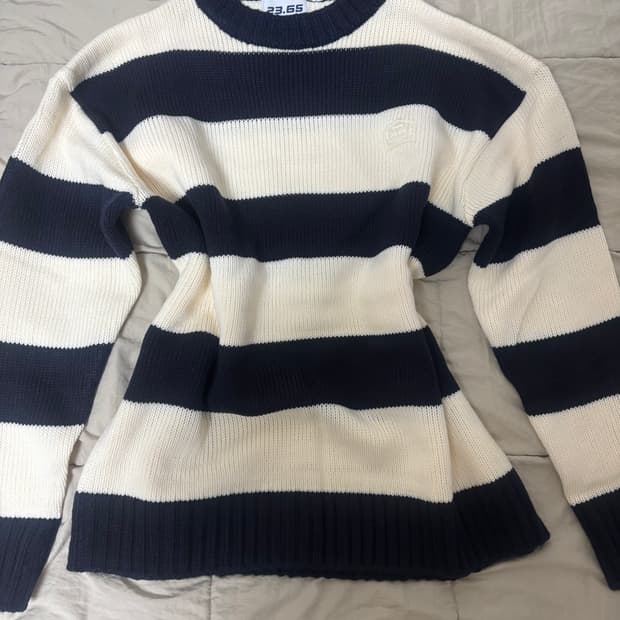 23.65 ESAMUGO 스트라이프 니트 M