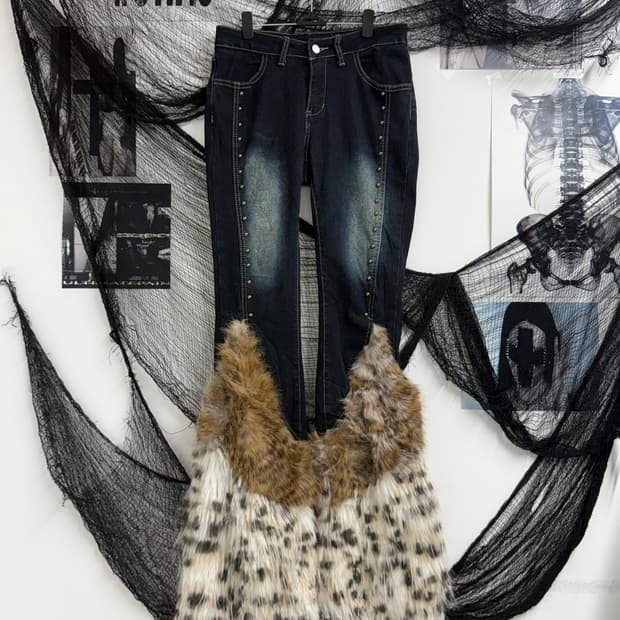 00s gal fur detailed bootscut jeans