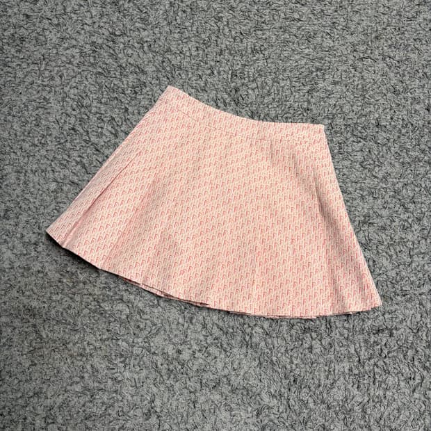 디 레터링 플리츠 미니 스커트