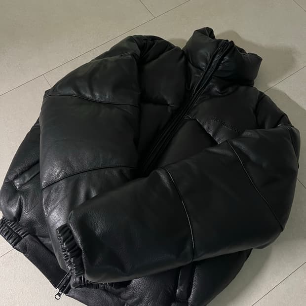 노매뉴얼 램스킨 레더 덕 다운 패딩