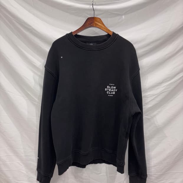 슬로우스테디클럽 맨투맨