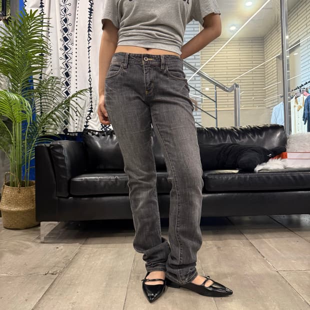 Vintage 슬림핏 데님 팬츠 흑청