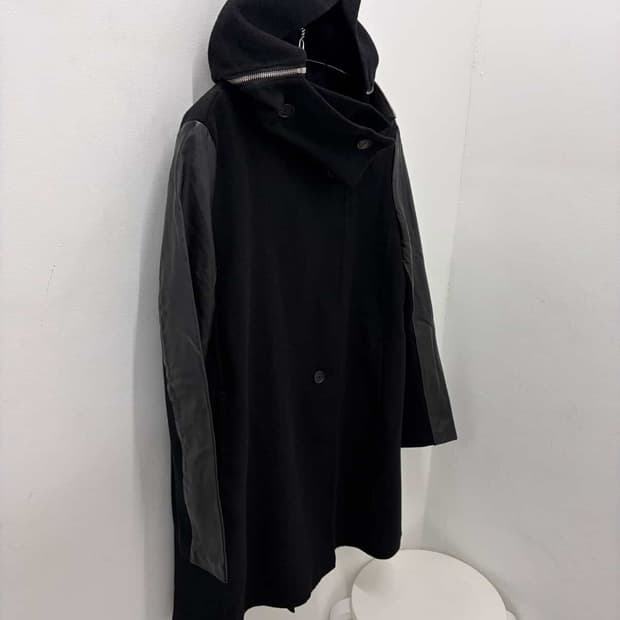 아야즈스튜디오 레더 코트